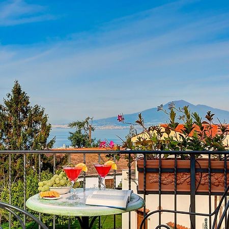 Casa Vacanze Villa Antonella By Gocce Віко-Екуенсе Екстер'єр фото