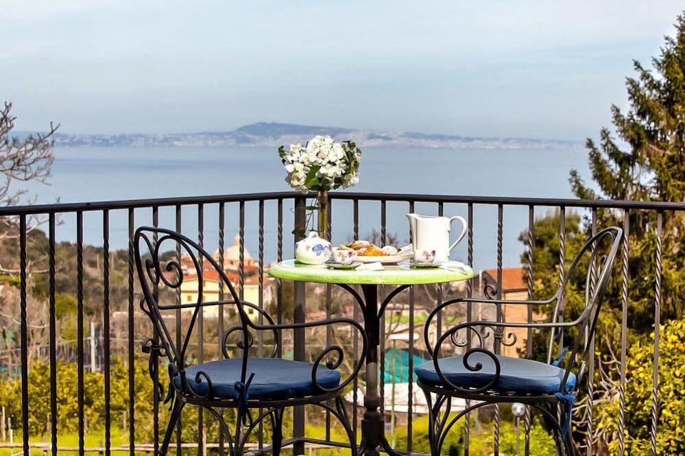Casa Vacanze Villa Antonella By Gocce Віко-Екуенсе Екстер'єр фото