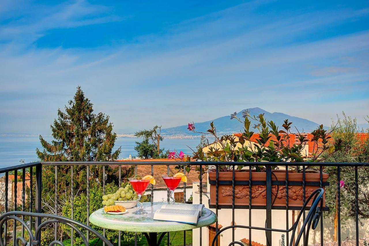 Casa Vacanze Villa Antonella By Gocce Віко-Екуенсе Екстер'єр фото